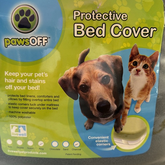 Paws Off Queen Size Protective Bed Cover Keep Pets Stains Off The Bed - Picture 2 of 4